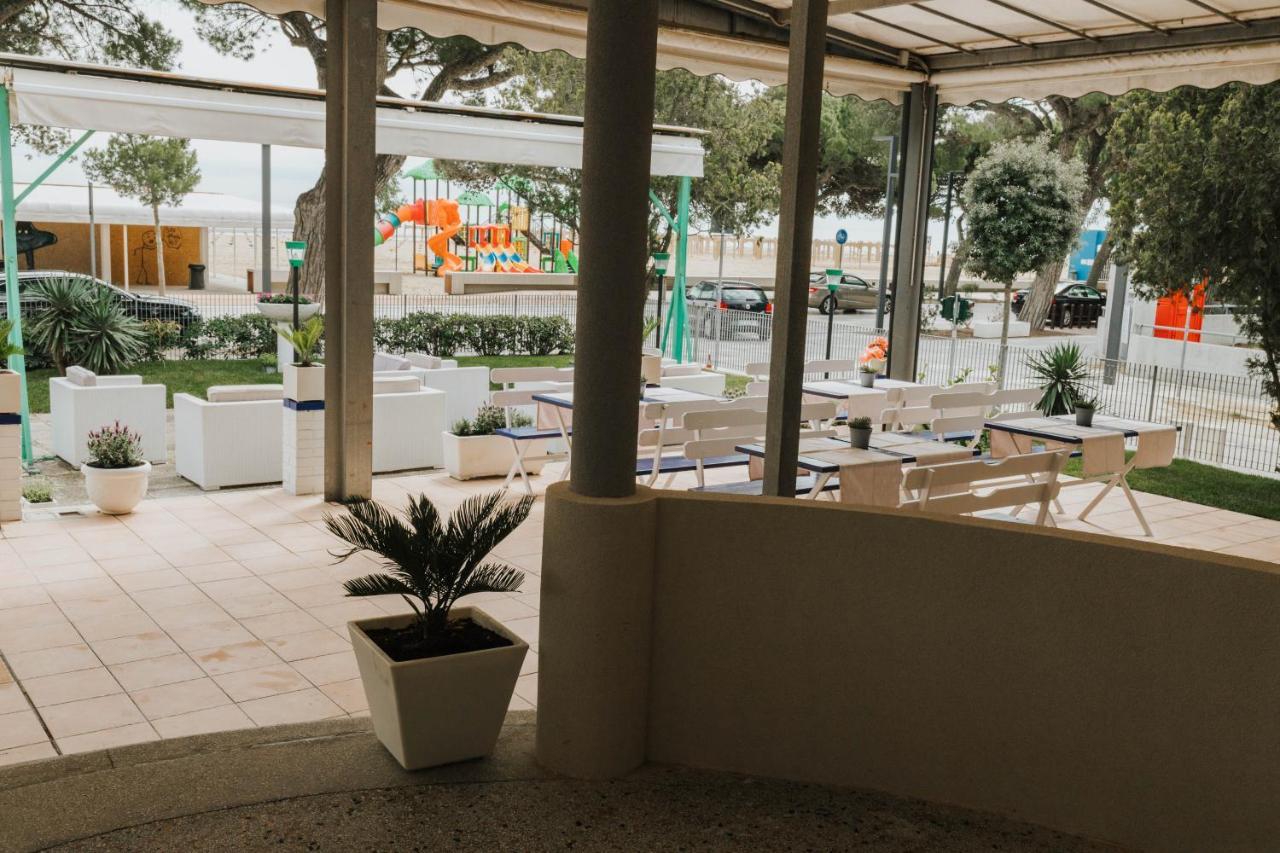 Hotel Villa Franca Lignano Sabbiadoro Kültér fotó